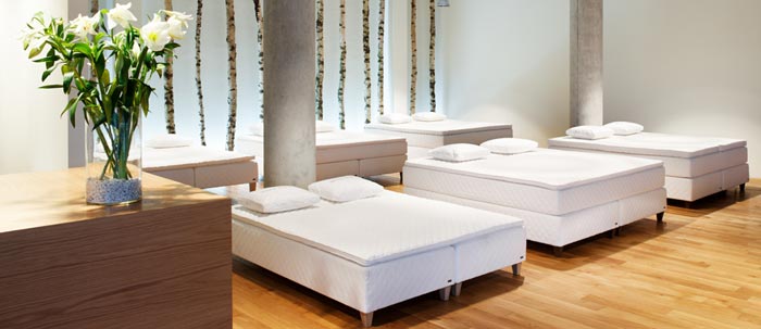 Boxspring Bett mit Set Schattenlicht